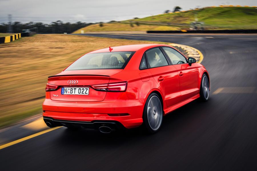  Audi RS3 Sedan (8V) 2017 года  (AU) (фото 5 из 37)
